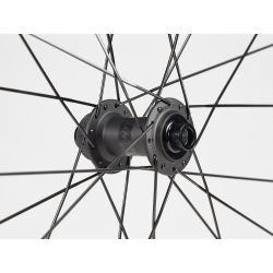 Bontrager Aeolus Elite 50 TLR Disc Clincher - przód